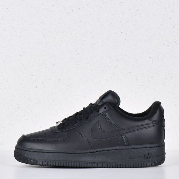 Winter sneakers Nike Air Force 1 Black art w680-1