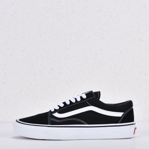 Vans Black sneakers art 7162-1