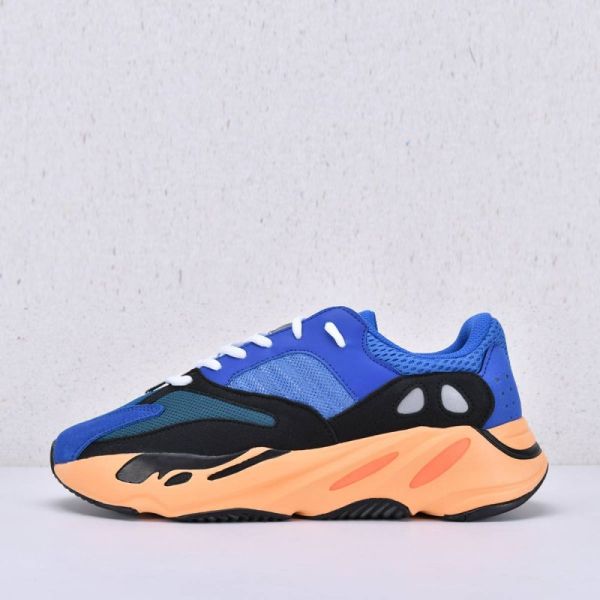 Adidas Yeezy Boost 700 sneakers art 2489