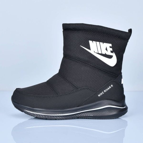 Nike boots art 5713