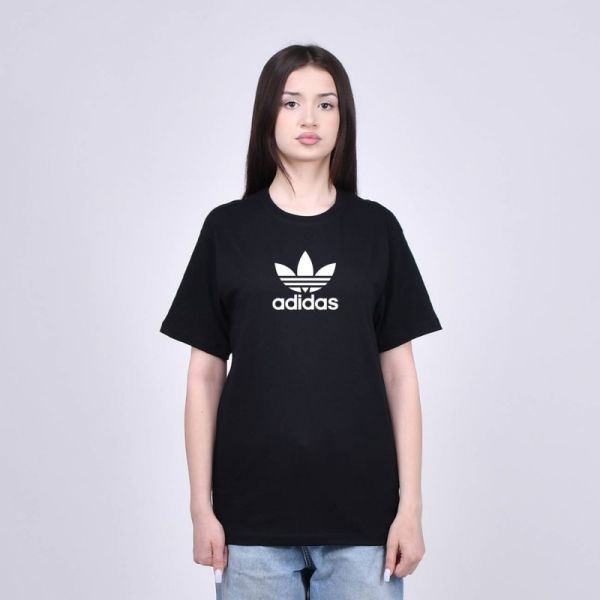 T-shirt Adidas art 8946