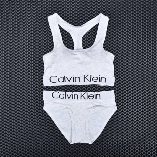 Set of women's underwear Calvin Klein art 2234