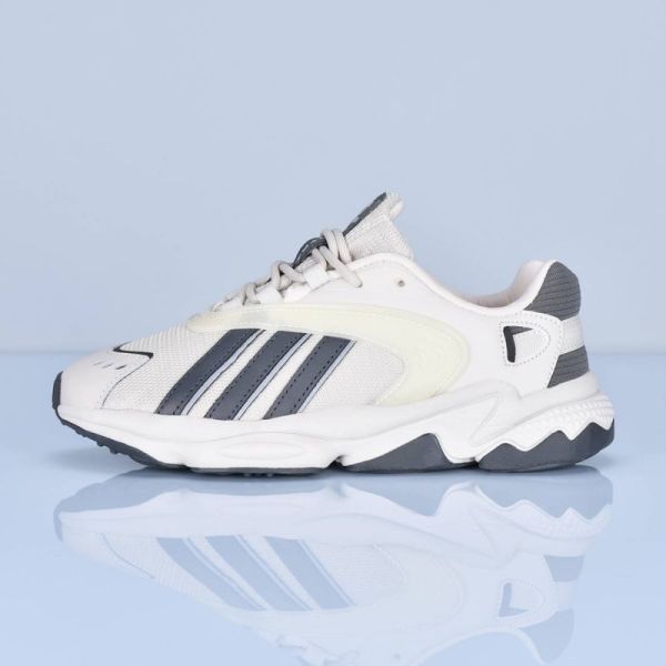 Adidas Oztral sneakers art 4867