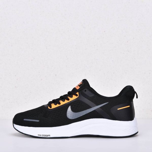 Nike Zoom sneakers art 3558