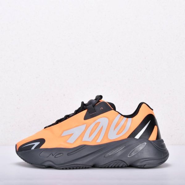 Adidas Yeezy Boost 700 sneakers art 3782