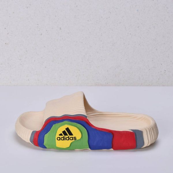 Adidas flip flops art 2445